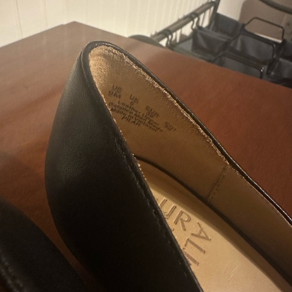 Naturalizer Women's Black Wedge Pumps - Picture 3 of 4